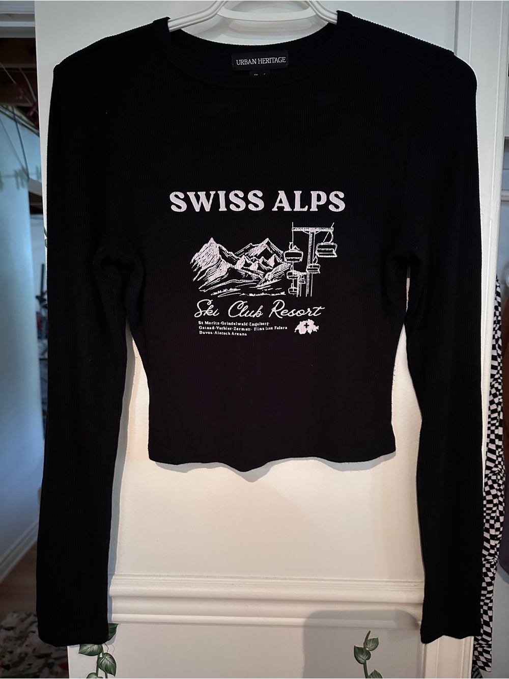Urban Heritage Black Long Sleeve 'Swiss Alps' Graphic Tee